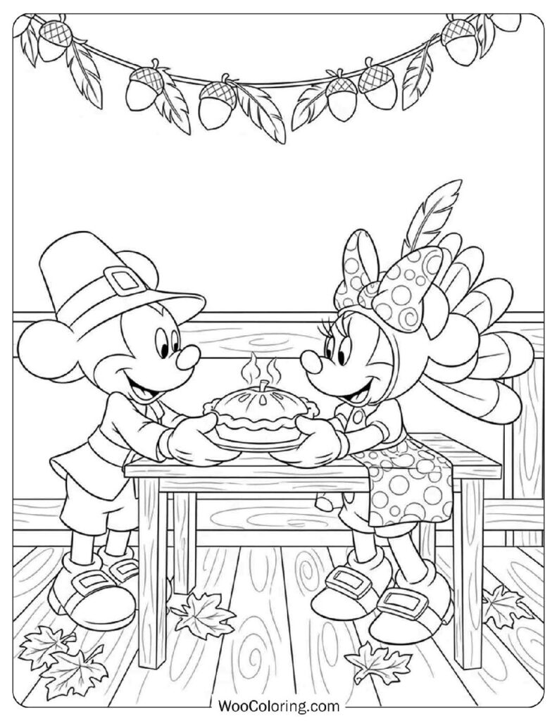 Cozy Pie Sharing At Mickey And Minnie Thanksgiving